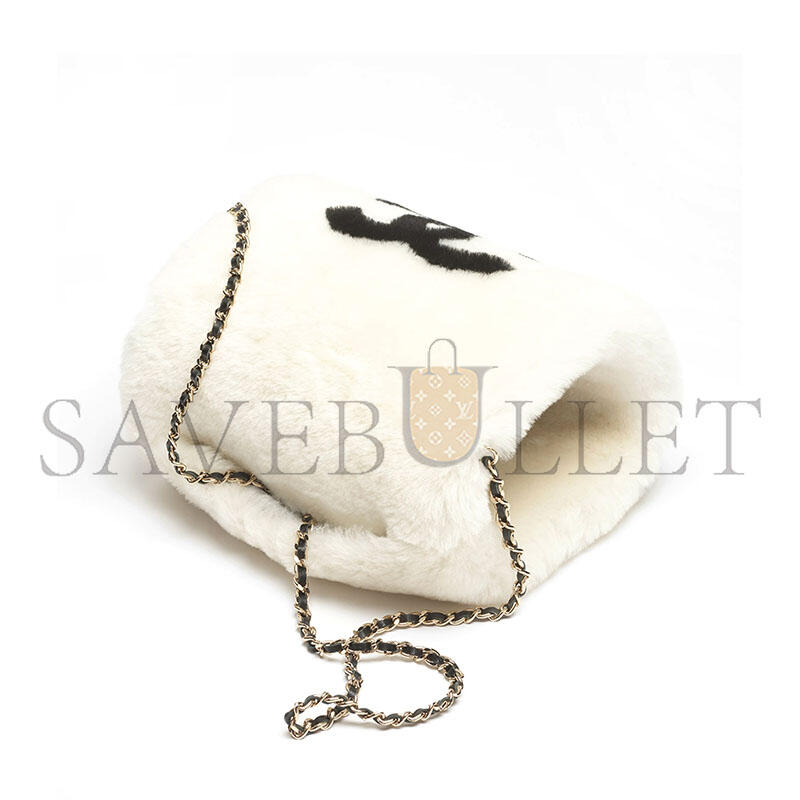 CHANEL MUFF AAB314 (25*23cm)